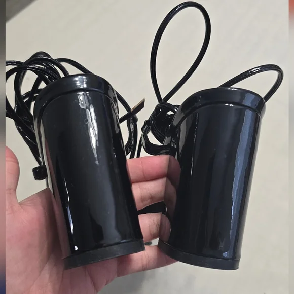 Genshuo Black Strappy Women's Heels - Picture 8 of 16